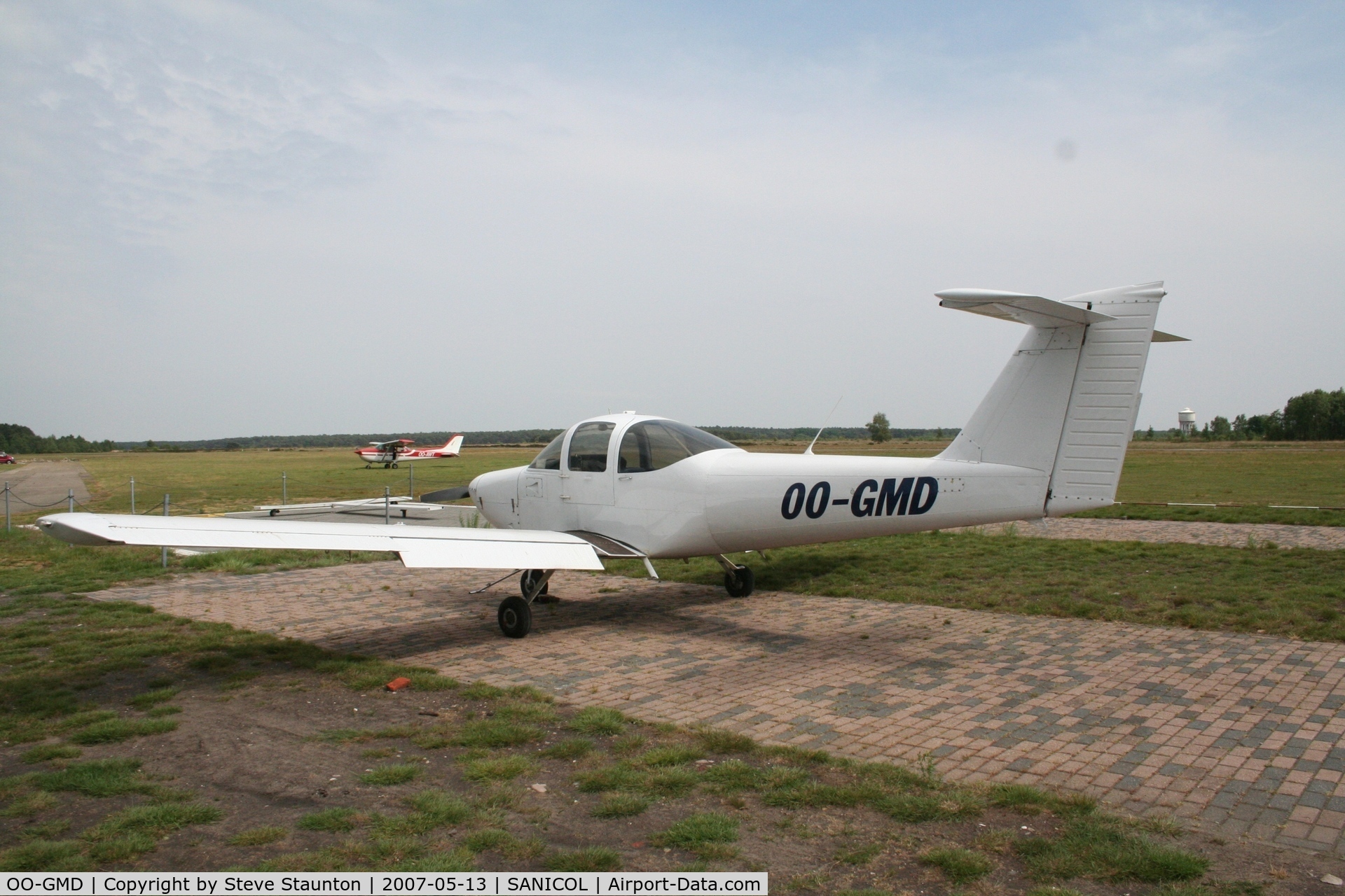 OO-GMD, Piper PA-38-112 Tomahawk Tomahawk C/N 38-79A0487, Taken on an Aerporint tour @ Sanicol