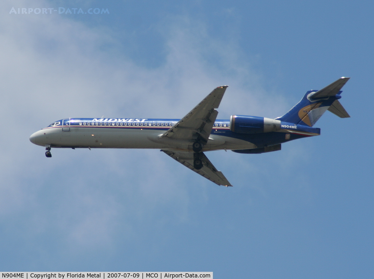 N904ME, 2003 Boeing 717-2BL C/N 55168, Midwest