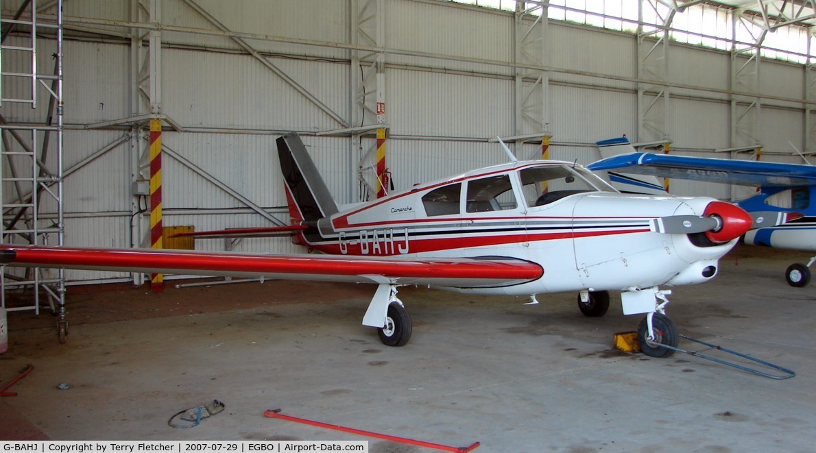 G-BAHJ, 1960 Piper PA-24-250 Comanche C/N 24-1863, Pa-24-250