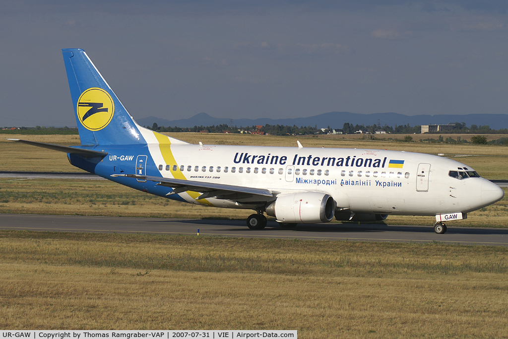 UR-GAW, 1991 Boeing 737-5Y0 C/N 24898, Ukraine International Airlines Boeing 737-500