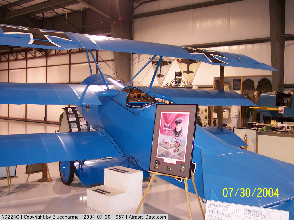 N9224C, 1996 Fullmer Max BLUE MAX TRI-PLANE C/N 2896, On Display at Warhawk Air Museum Nampa ID