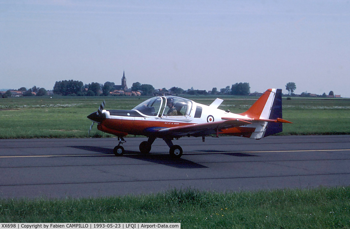 XX698, 1975 Scottish Aviation Bulldog T.1 C/N BH120/347, Cambrai 1993 open day