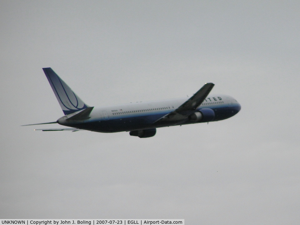 UNKNOWN, , UA 767 departing runway 9R at LHR