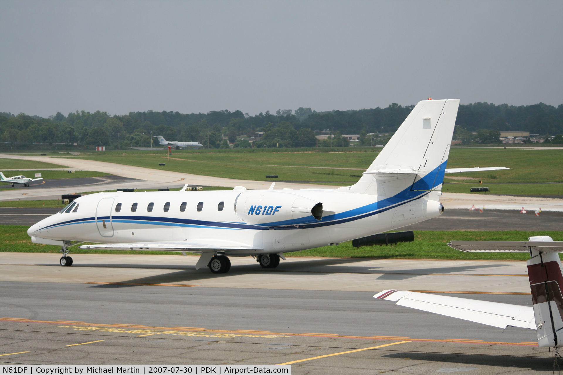 N61DF, 2005 Cessna 680 Citation Sovereign C/N 680-0012, Taxing to Epps Air Service