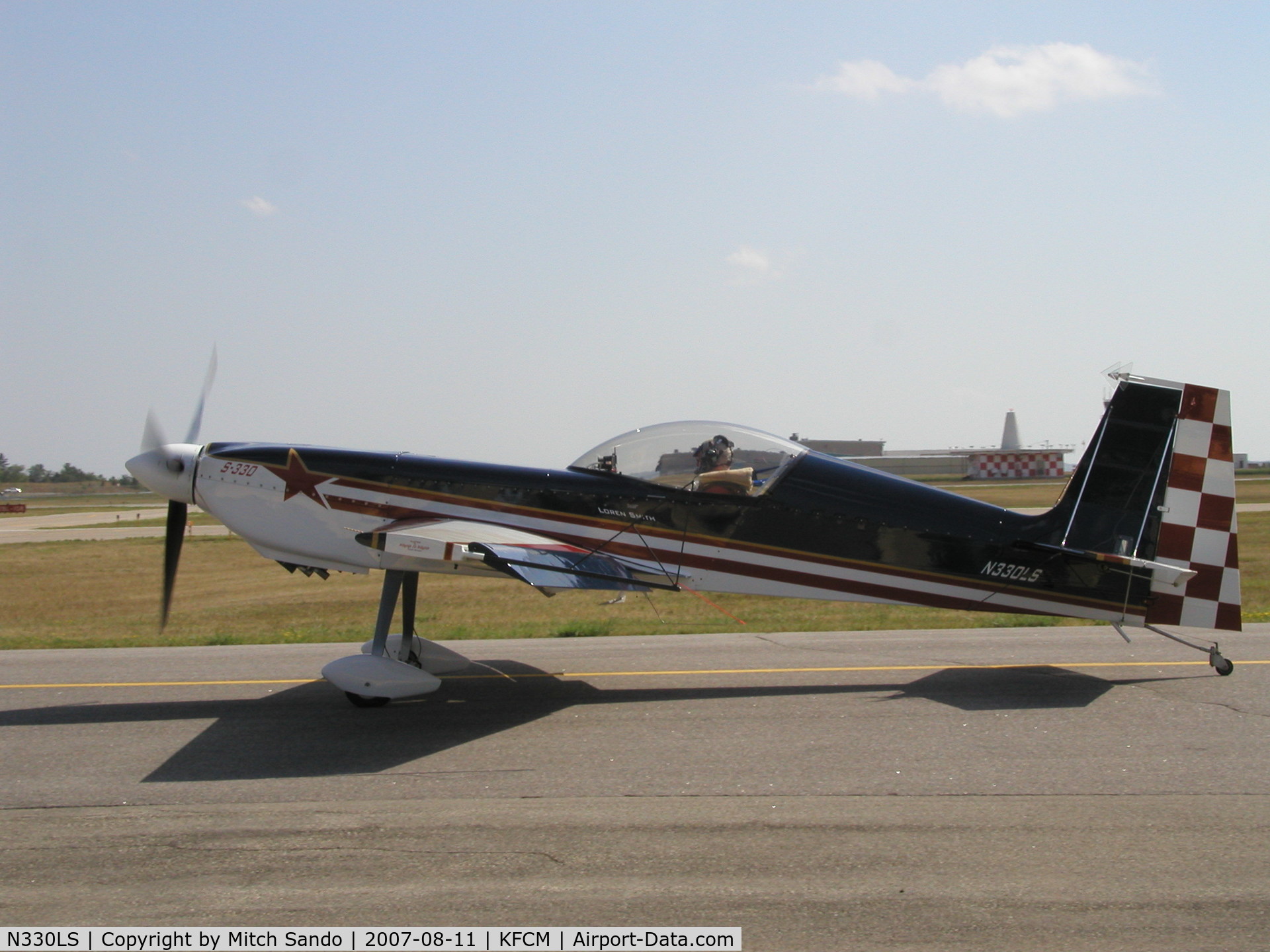 N330LS, 2000 Panzl S-330P C/N 001, Taxiing to Runway 28R.