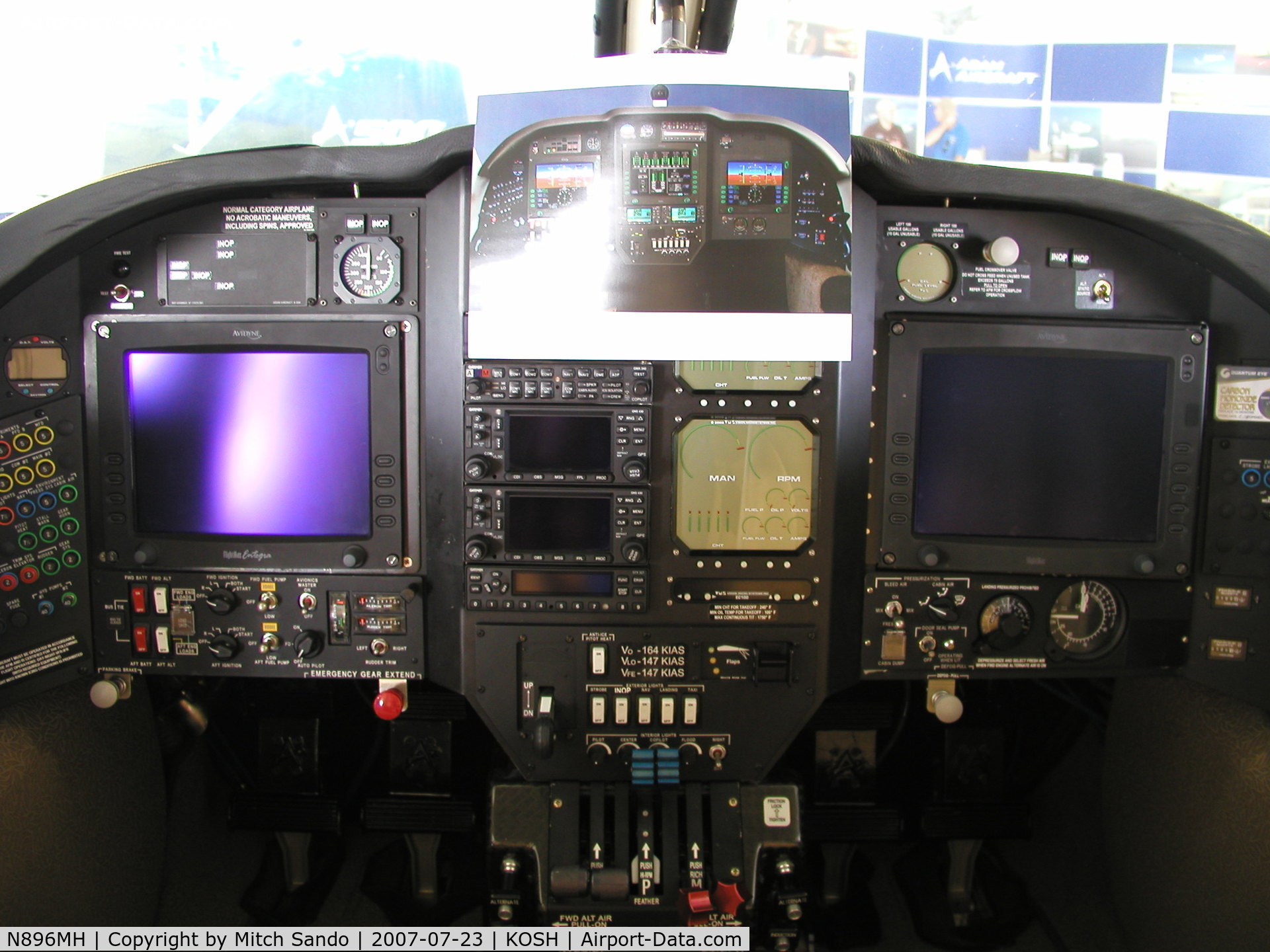 N896MH, 2006 Adam Aircraft A500 C/N 0008, EAA AirVenture 2007.
