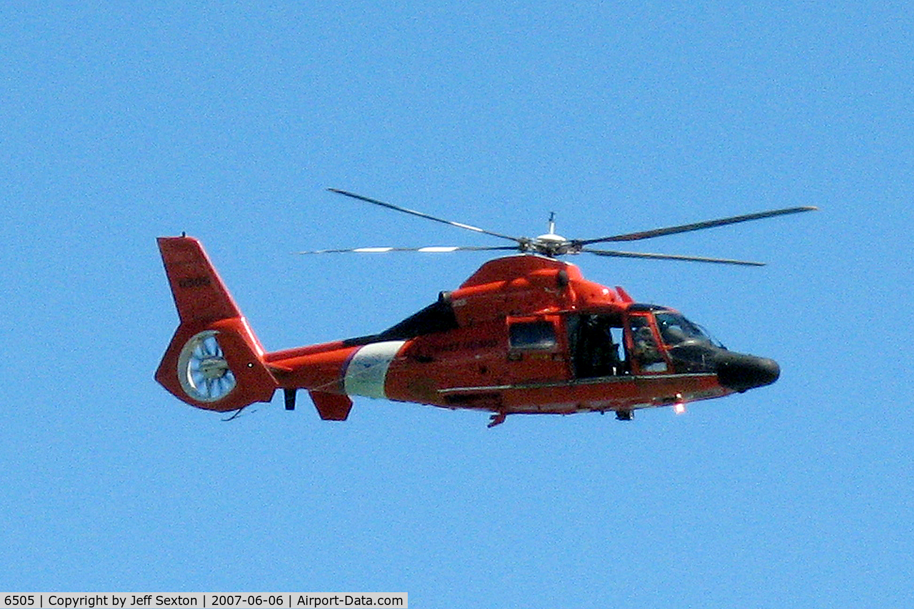 6505, Aerospatiale HH-65C Dolphin C/N 6038, HH56A Dolphin Helicopter of US Coastguard over Waikiki