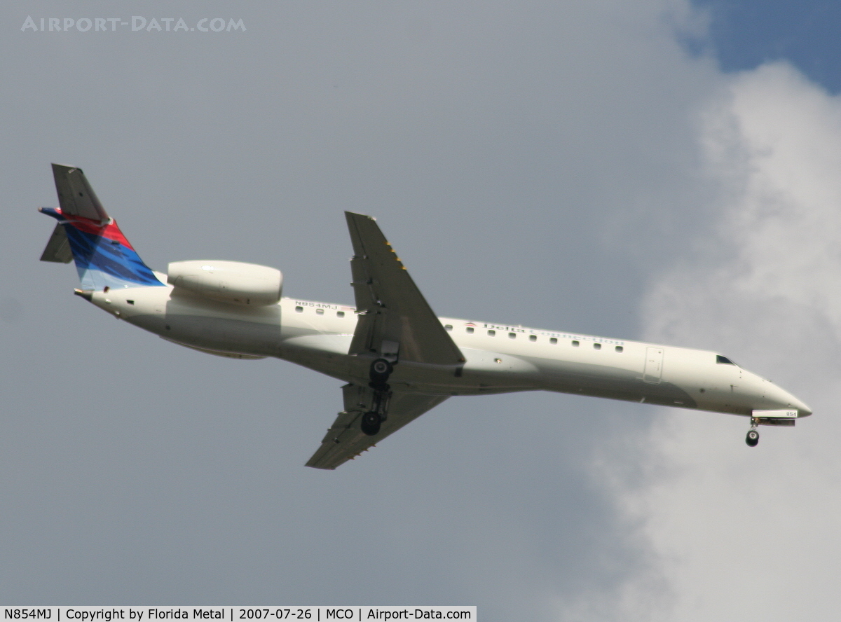 N854MJ, 2002 Embraer ERJ-145LR (EMB-145LR) C/N 145490, Delta Connection