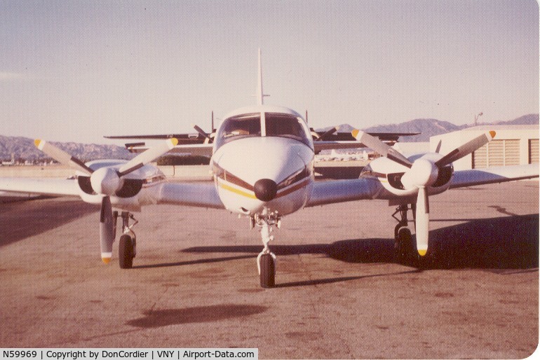 N59969, Piper PA-31-325 Navajo C/R C/N 317512038, Our Navajo C/R in Front of Our Terminal at VNY in 1979 #3.