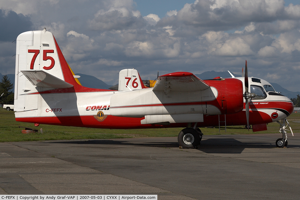 C-FEFX, 1958 Grumman (Conair) S-2 Firecat (G-89) C/N 031 (136618 MSN 527), Conair Conair Firecat