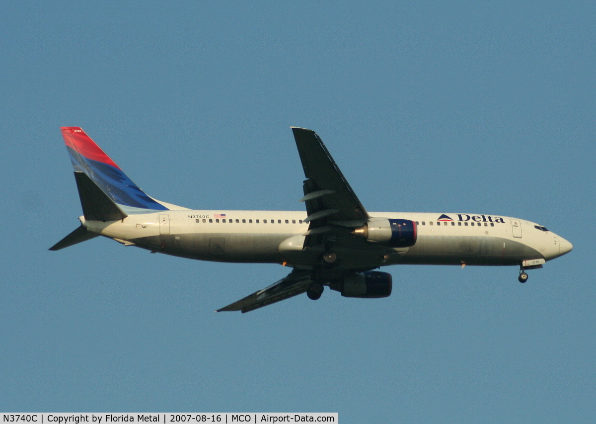 N3740C, 2000 Boeing 737-832 C/N 30800, Delta