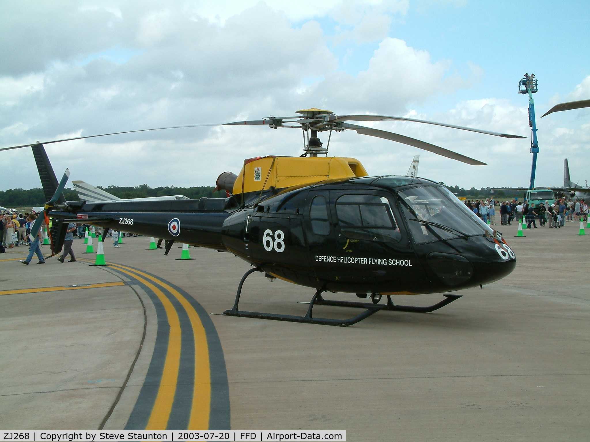 ZJ268, 1997 Eurocopter AS-350BB Squirrel HT1 Ecureuil C/N 2997, Royal International Air Tattoo 2003