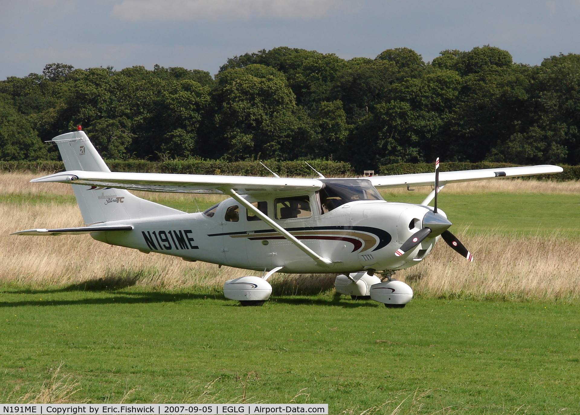 N191ME, 2000 Cessna T206H Turbo Stationair C/N T20608188, 3. N191ME at Panshanger