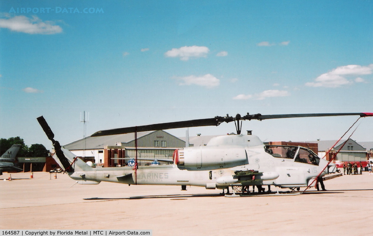 164587, Bell AH-1W Super Cobra C/N 29163, AH-1W Seacobra