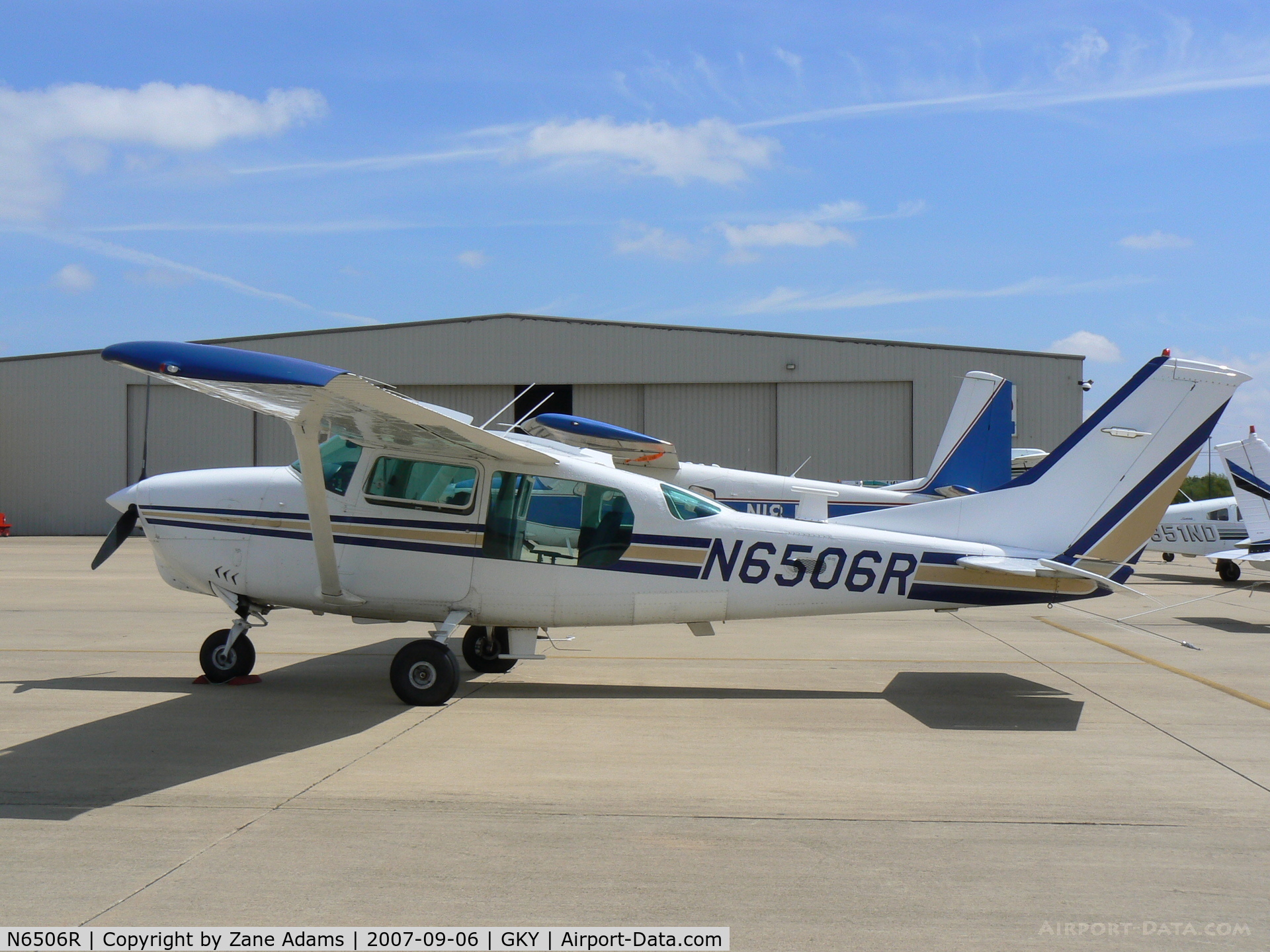 N6506R, Cessna U206C Super Skywagon C/N U206-0969, On the ramp at Arlington Muni
