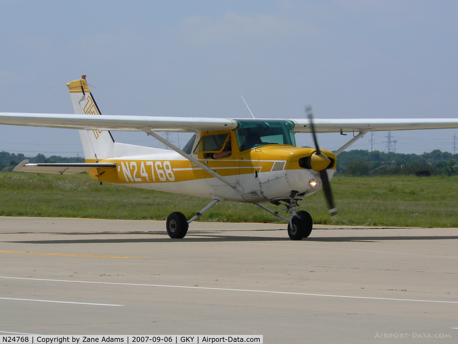N24768, 1977 Cessna 152 C/N 15280366, Flight Training