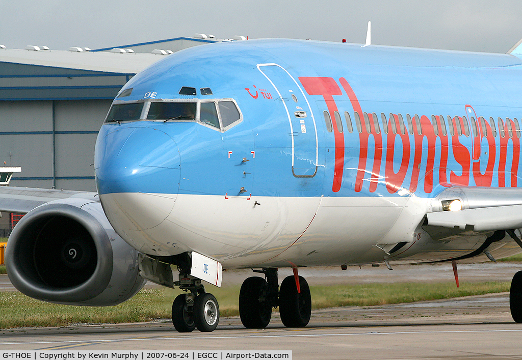G-THOE, 1995 Boeing 737-3Q8 C/N 26313, Close up at the threshold