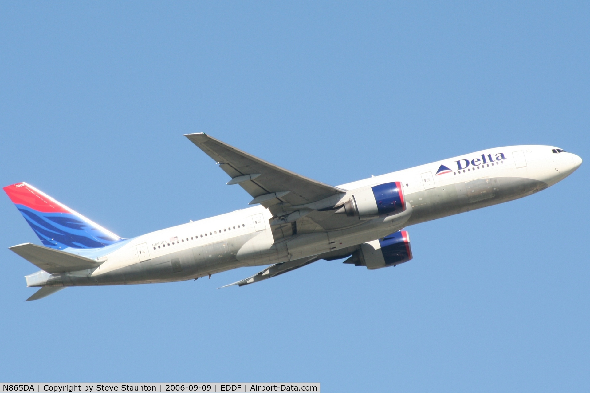 N865DA, 1999 Boeing 777-232 C/N 29737, Taken at Frankfurt September 2006