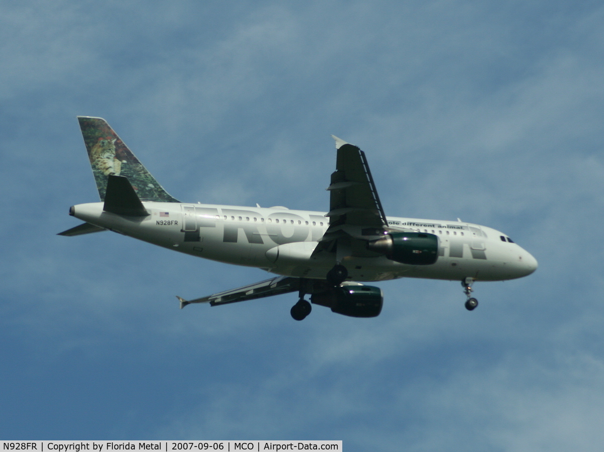 N928FR, 2004 Airbus A319-111 C/N 2236, Hank