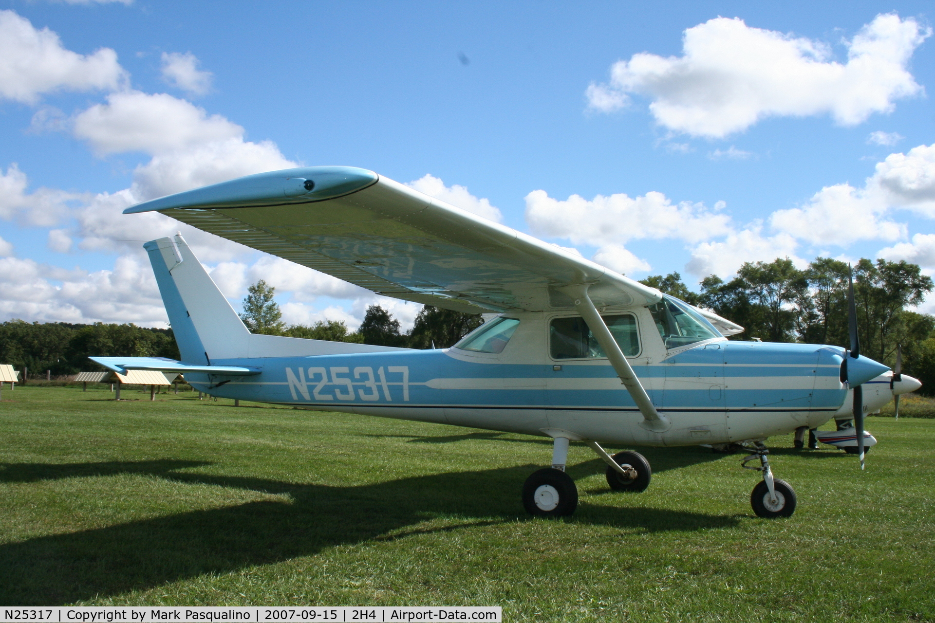 N25317, 1977 Cessna 152 C/N 15280590, Cessna 152