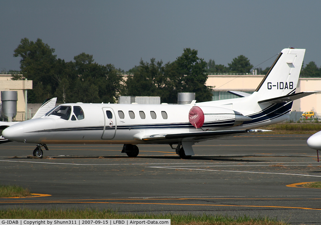 G-IDAB, 2000 Cessna 550 Citation II C/N 550-0917, parked at the general aviation apron