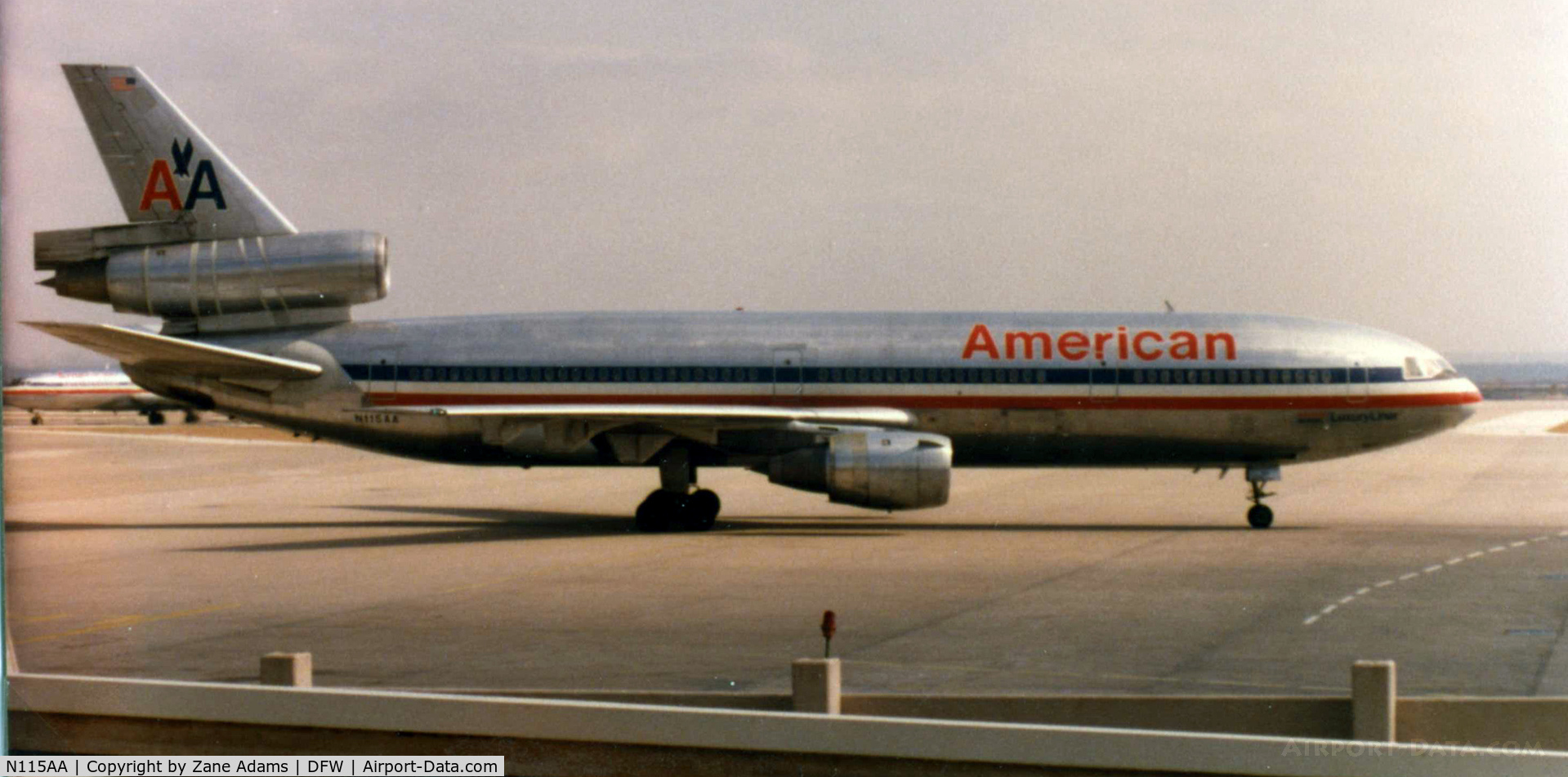 N115AA, 1972 McDonnell Douglas DC-10-10 C/N 46513, In American Airlines paint