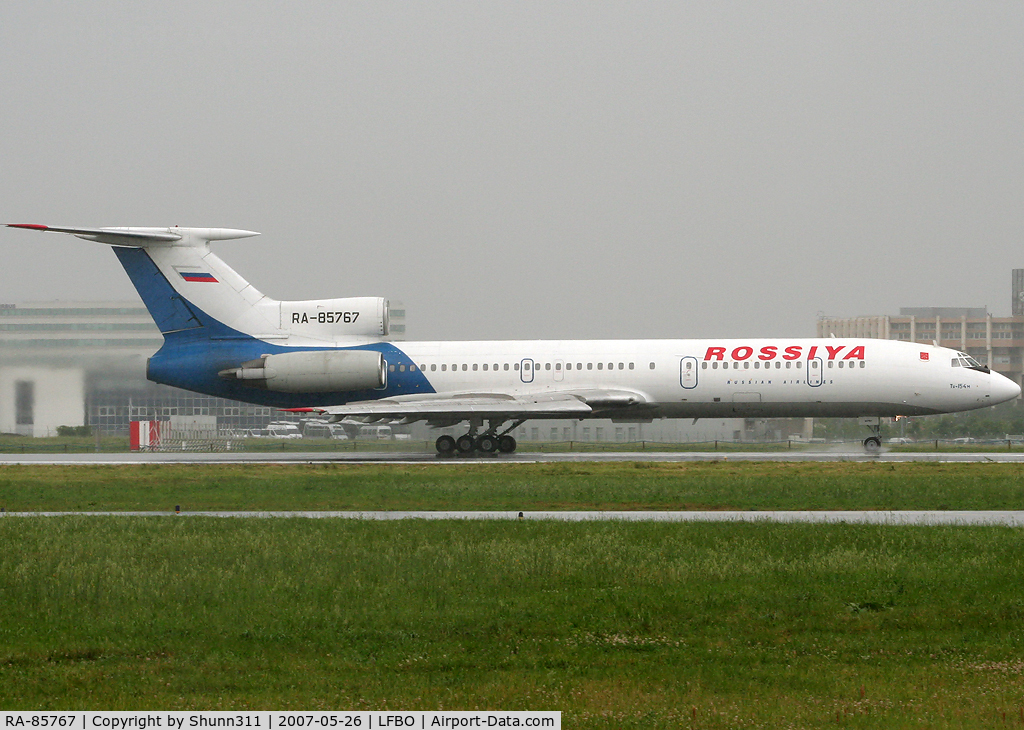 RA-85767, 1993 Tupolev Tu-154M C/N 93A948, Ready to take off rwy 32R with Rossiya titles