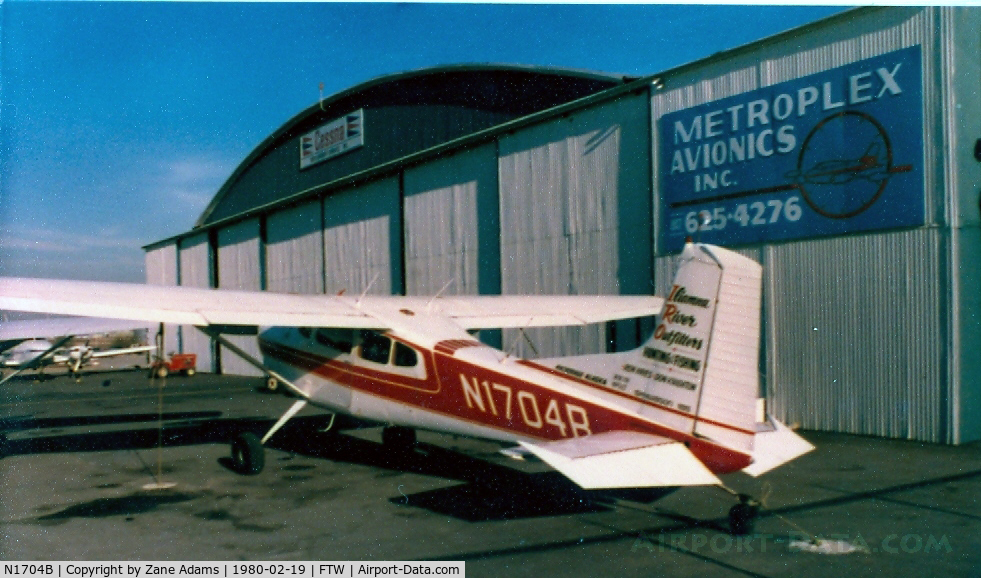 N1704B, Cessna 180 C/N 0000, Cessna 180 Hiamna River Outfitters - Alaska