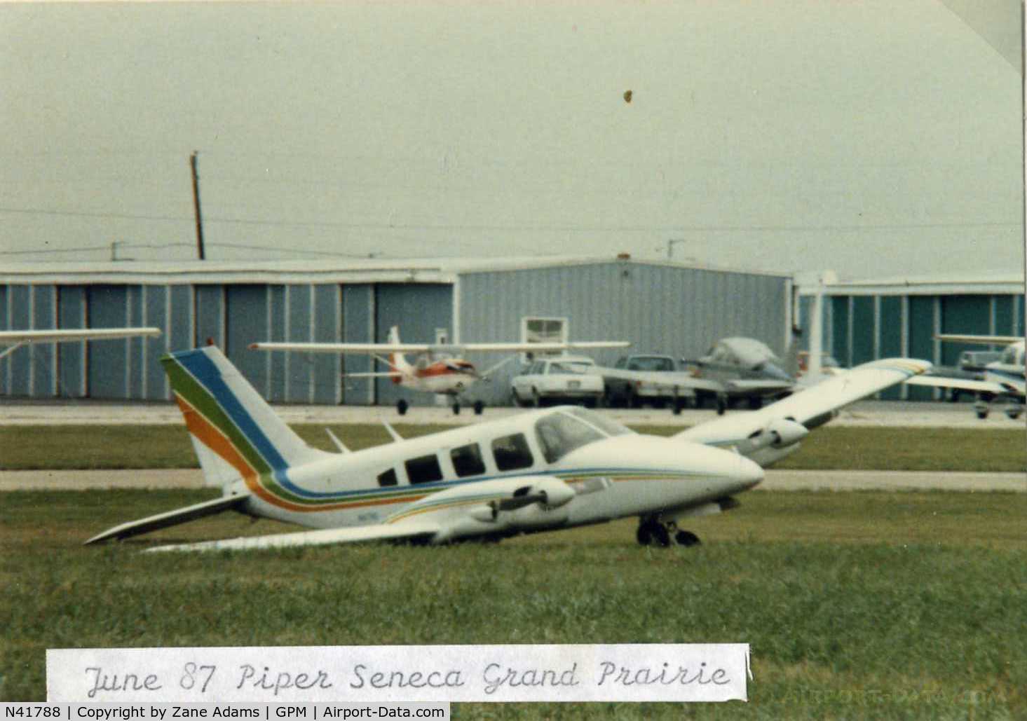 N41788, 1974 Piper PA-34-200 C/N 34-7450153, Off the runway at Grand Prairie