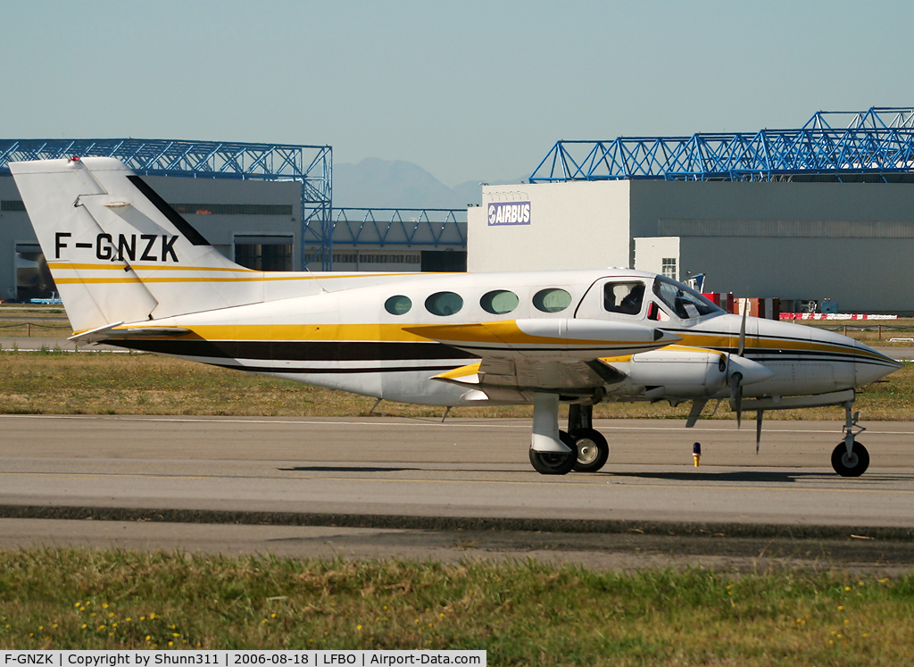 F-GNZK, 1972 Cessna 414 Chancellor C/N 414-0277, Taxiing holding point rwy 14L for take off