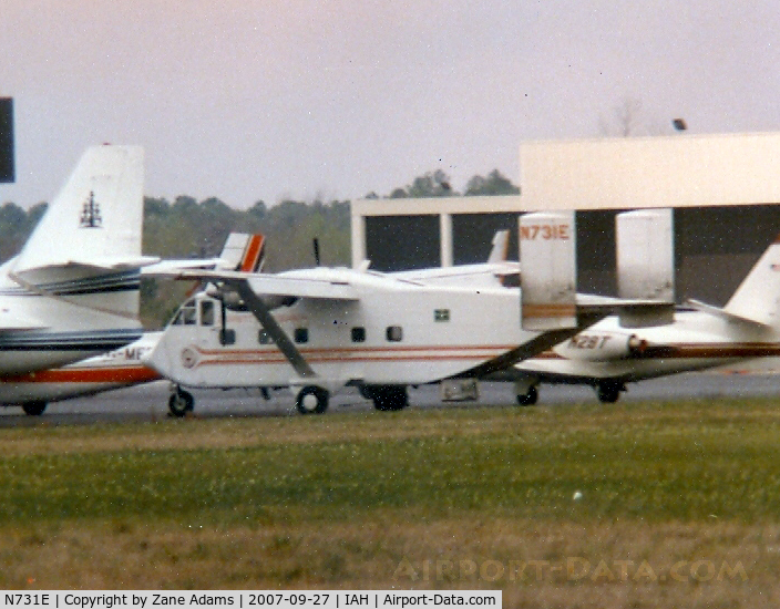 N731E, 1968 Short SC-7 Skyvan 3 C/N SH.1853, At Houston Intl @ 1982