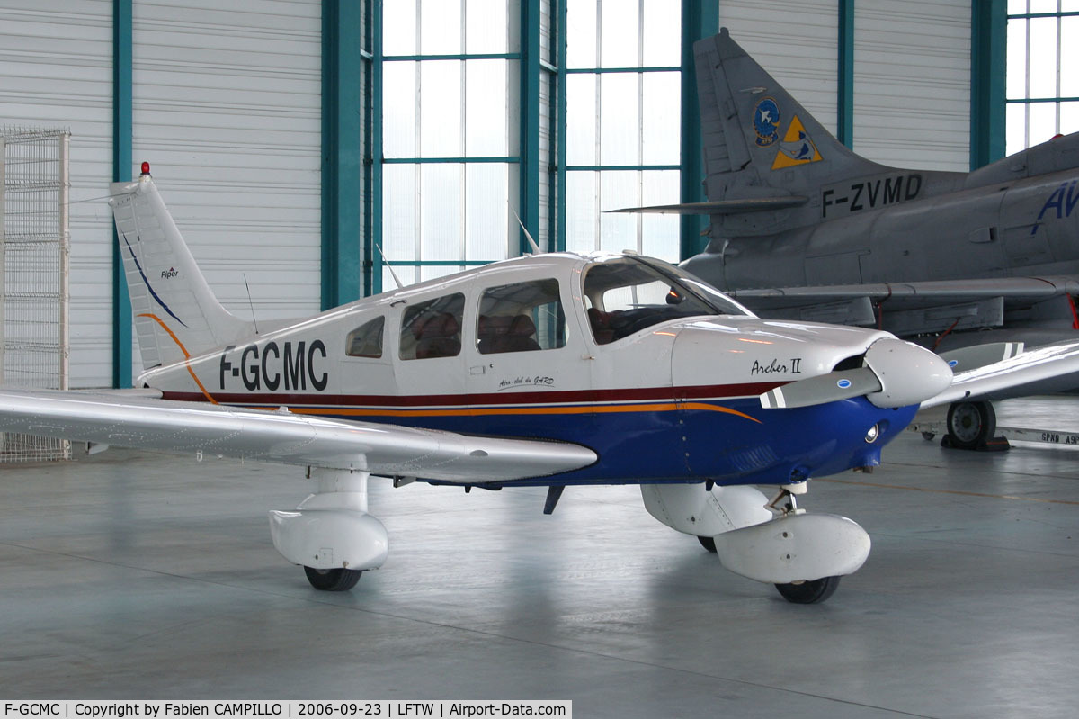 F-GCMC, Piper PA-28-181 Archer C/N 288090218, 30218