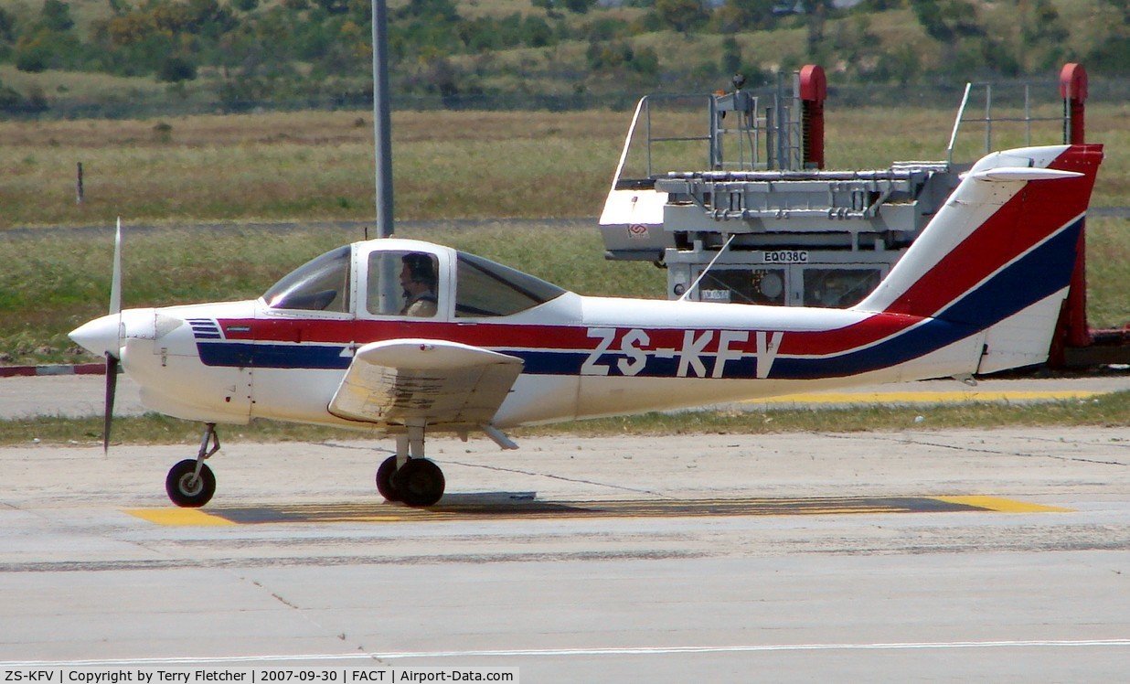 ZS-KFV, Piper PA-38-112 Tomahawk C/N 38-78A0444, Pa-38