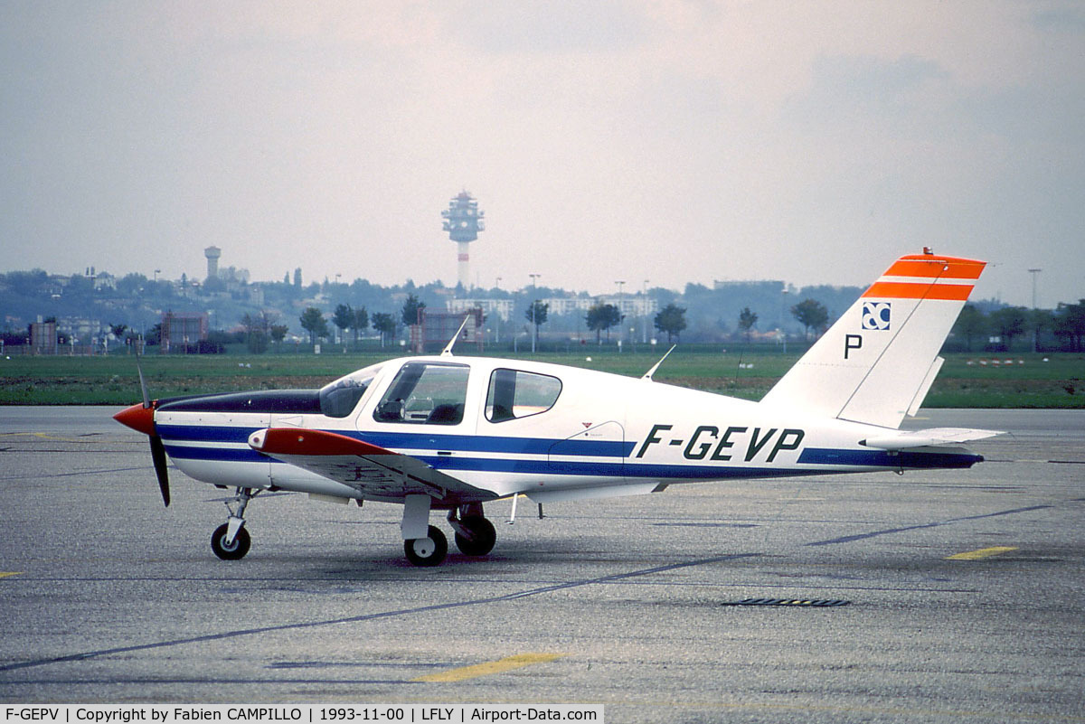 F-GEPV, Beech 58 Baron C/N TH-405, 793