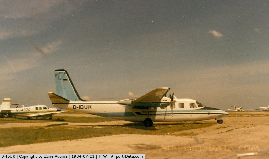 D-IBUK, Aero Commander 680 C/N 680-1505-19, On the ramp at Meacham Field
