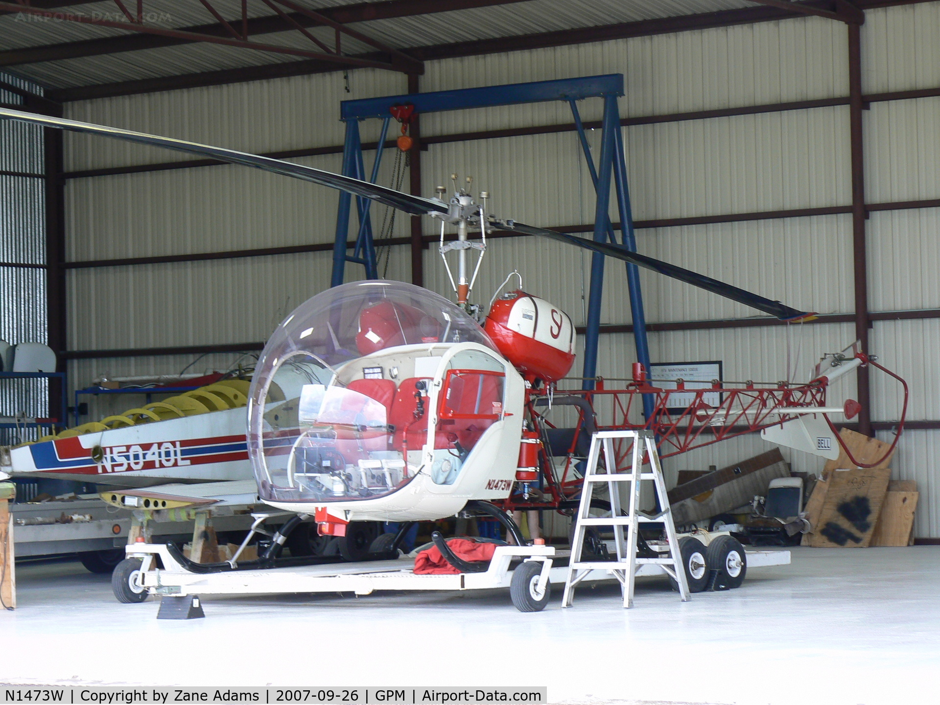 N1473W, 1970 Bell 47G-4A C/N 7725, In the hanger at Grand Prairie