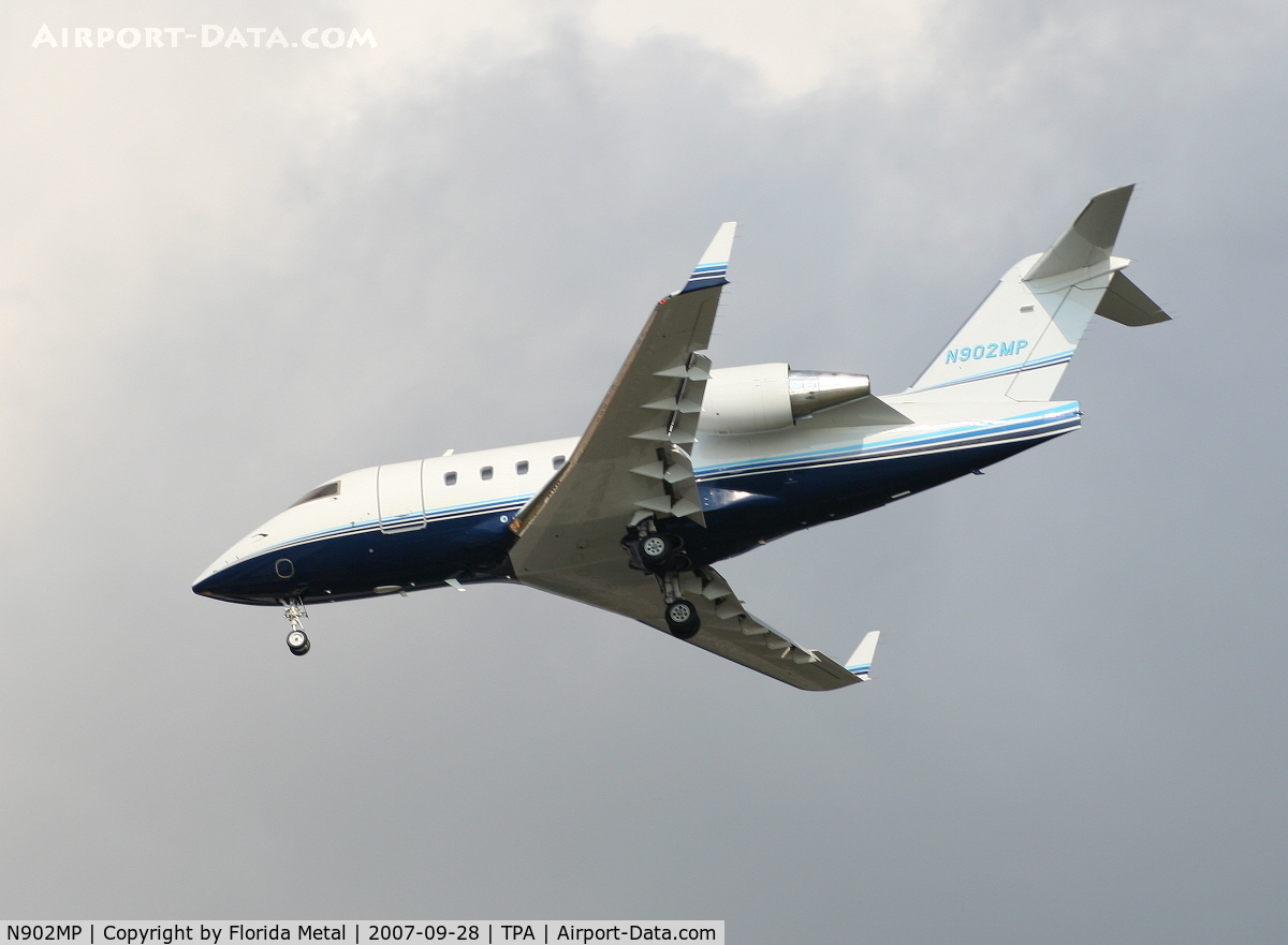 N902MP, 2003 Bombardier Challenger 604 (CL-600-2B16) C/N 5559, CL600