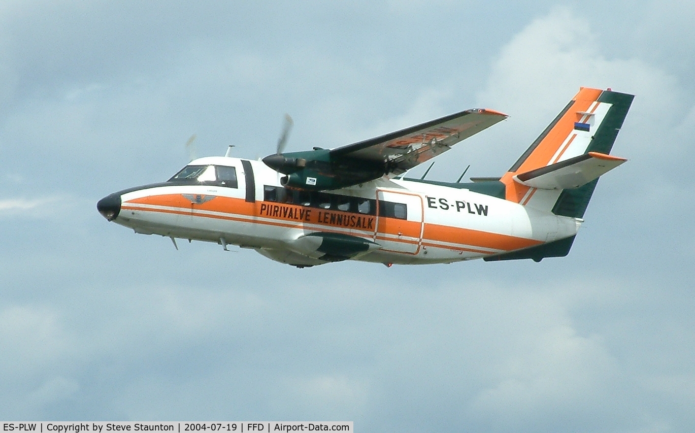 ES-PLW, Let L-410UVP(T) C/N 810726, Royal International Air Tattoo 2004