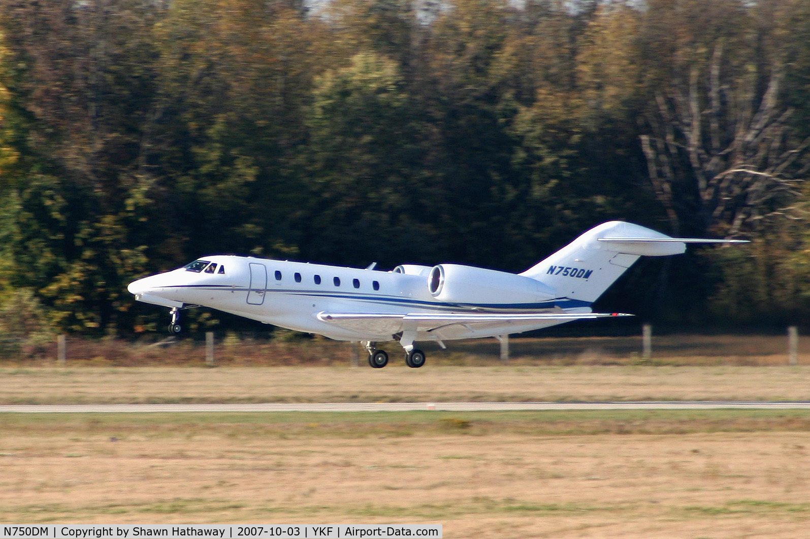 N750DM, 2001 Cessna 750 Citation X C/N 750-0146, Taking off Runway 25 at Waterloo Regional Airport Ontario Canada