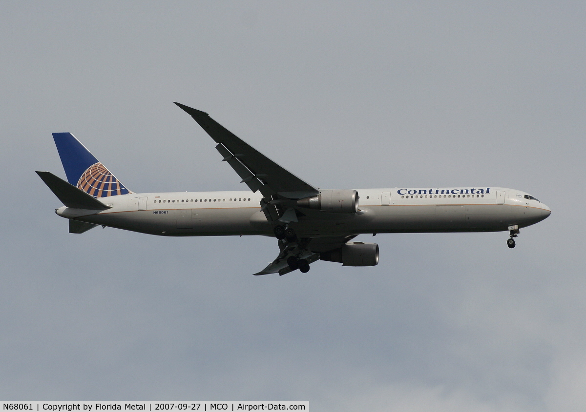 N68061, 2002 Boeing 767-424/ER C/N 29456, Continental