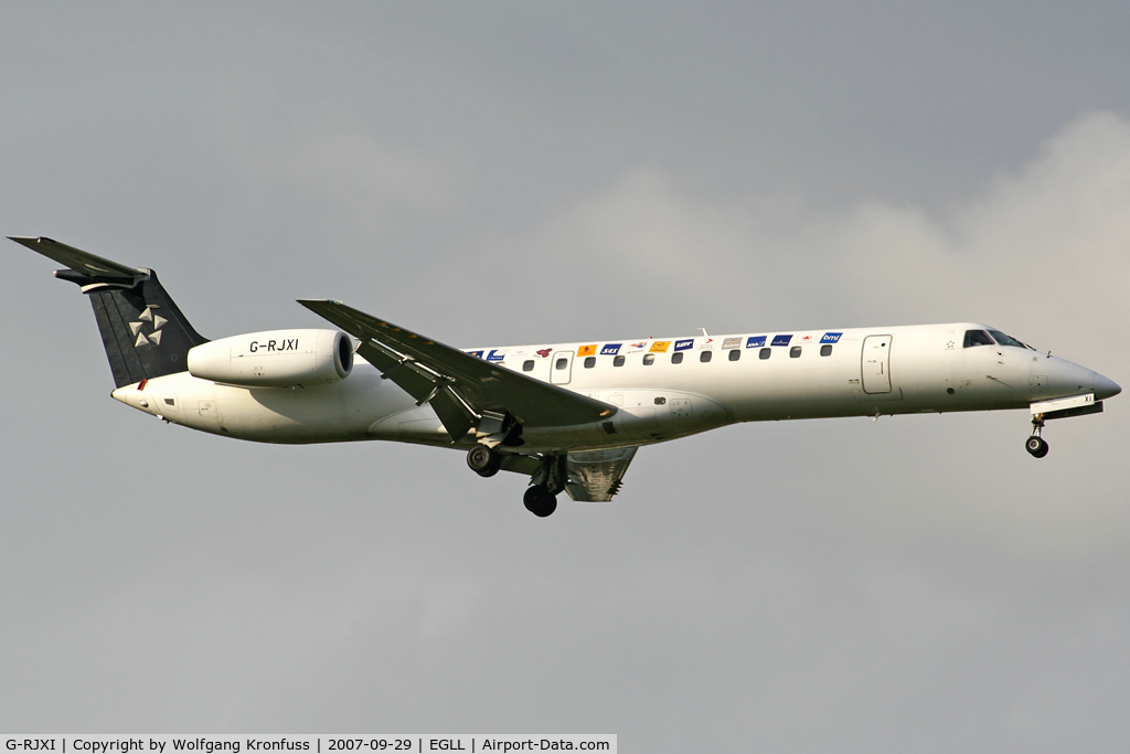 G-RJXI, 2001 Embraer EMB-145EP (ERJ-145EP) C/N 145454, Star Alliance cs