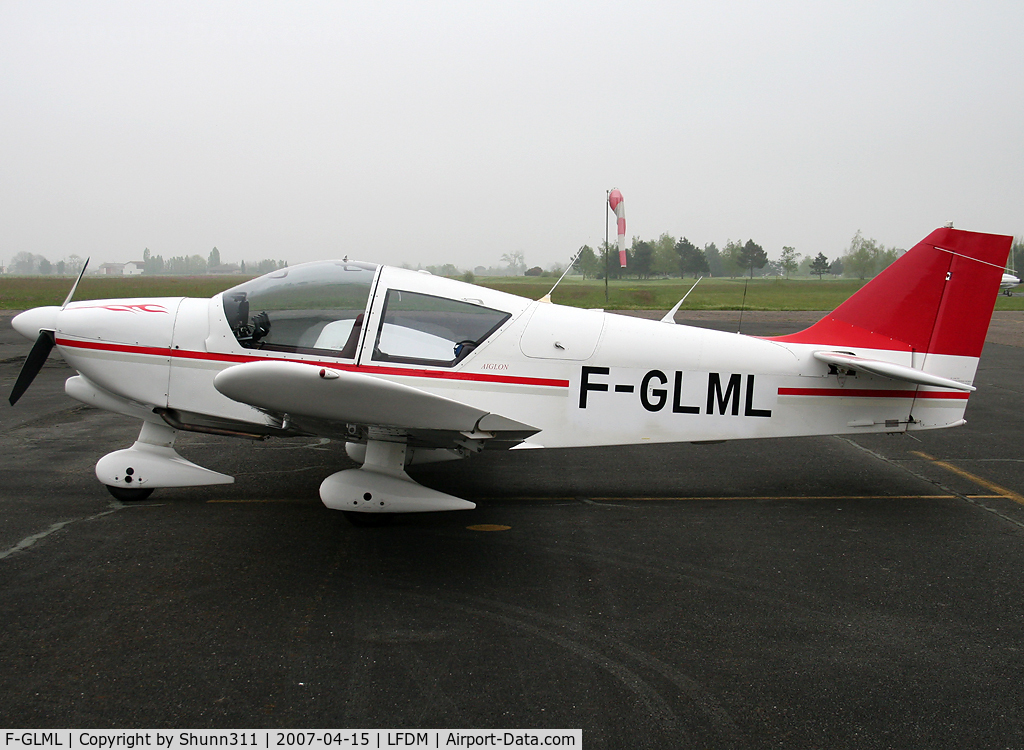 F-GLML, 1983 Robin R-1180TD II Aiglon C/N 283, Same aircraft but the tail is differenton the left side...