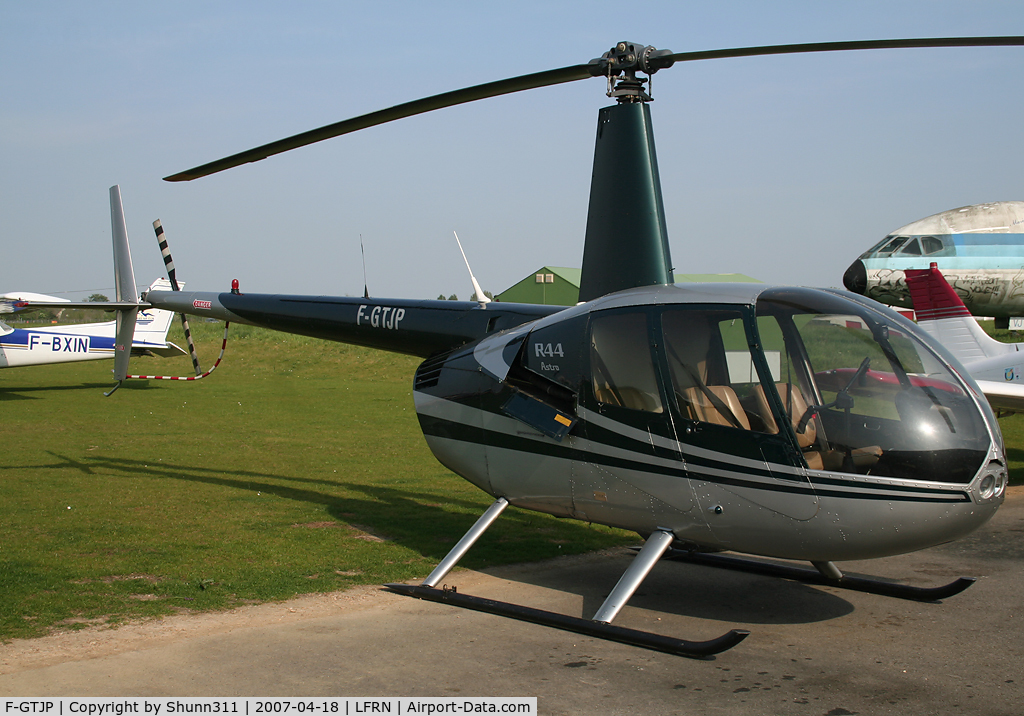 F-GTJP, Robinson R44 C/N 590, Parked at the Yankee Delta area...