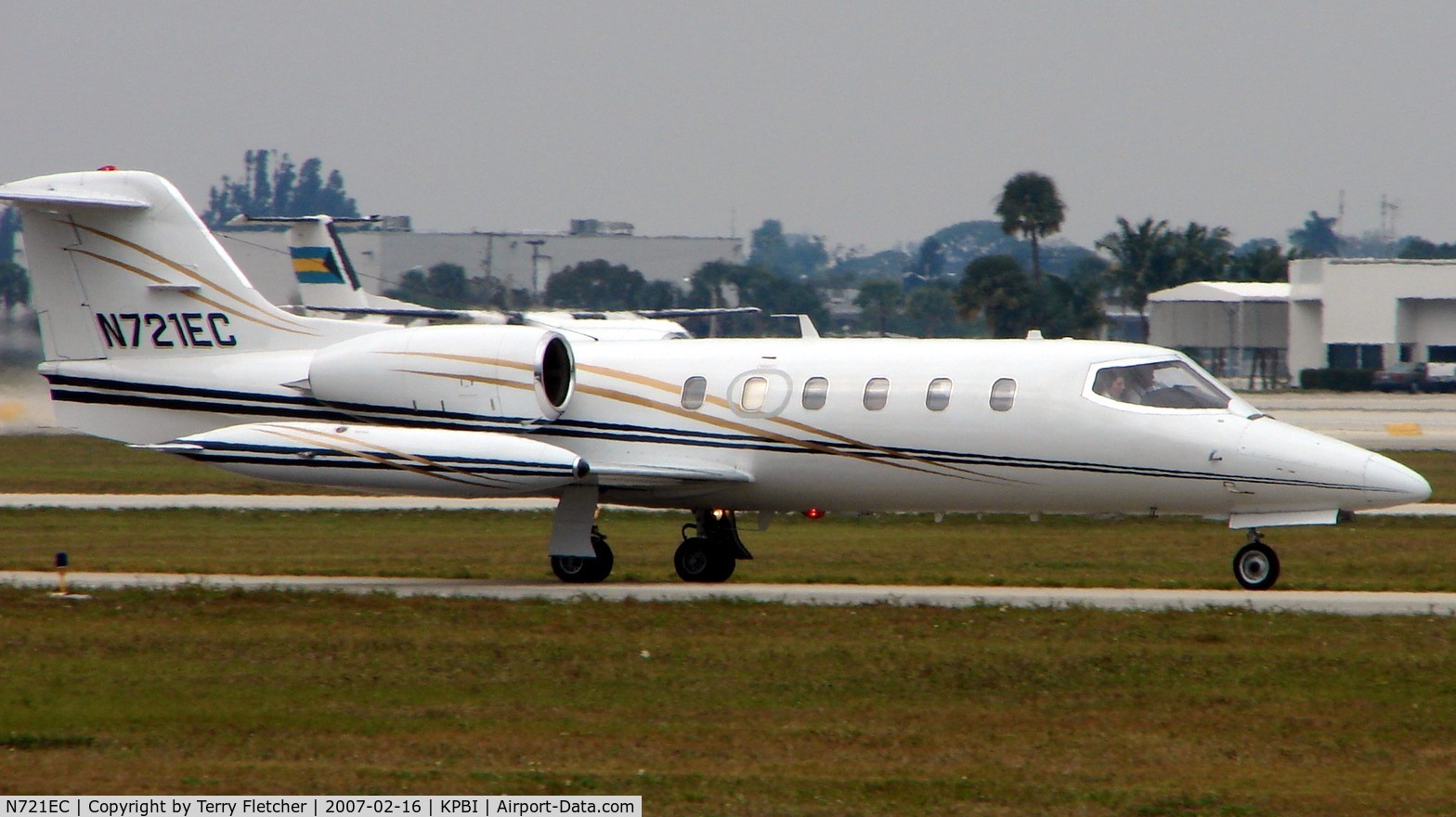 N721EC, 1980 Learjet Inc 35A C/N 355, part of the Friday afternoon arrivals 'rush' at PBI