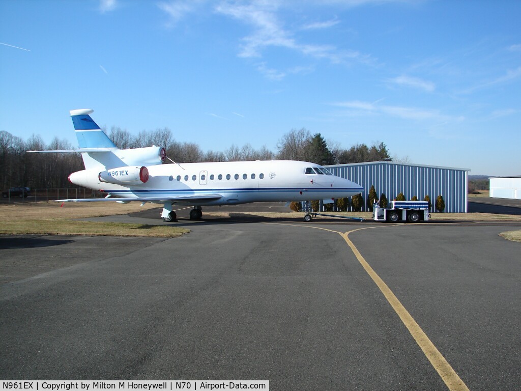 N961EX, Dassault Falcon 900EX C/N 061, Attending a Santa Flyin