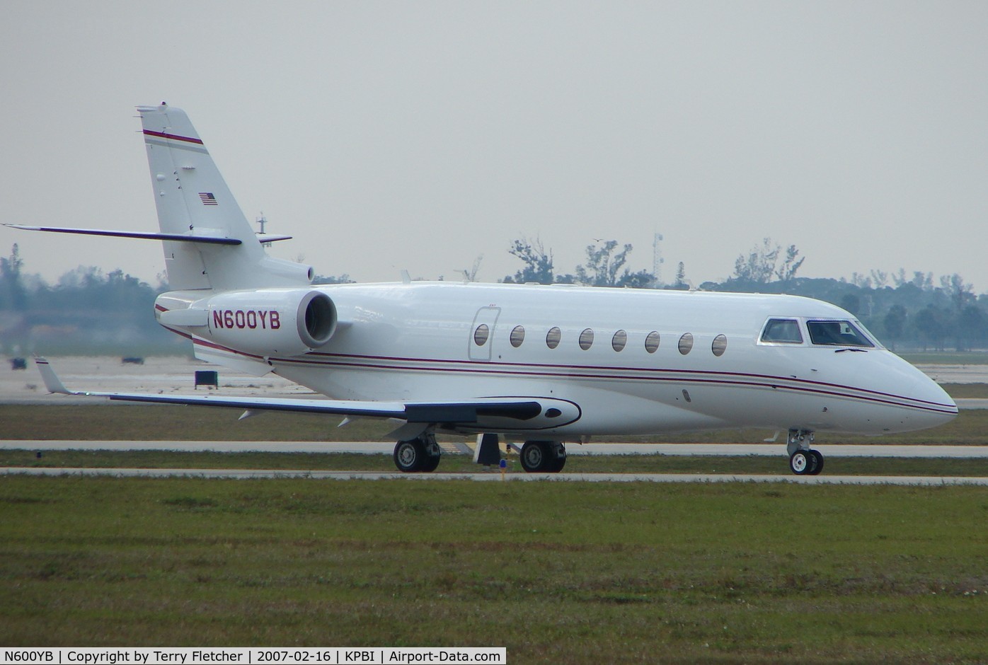 N600YB, 2004 Israel Aircraft Industries GULFSTREAM 200 C/N 096, part of the Friday afternoon arrivals 'rush' at PBI