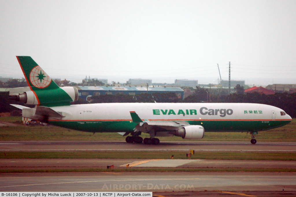 B-16106, 1995 McDonnell Douglas MD-11F C/N 48545, At Taipei International