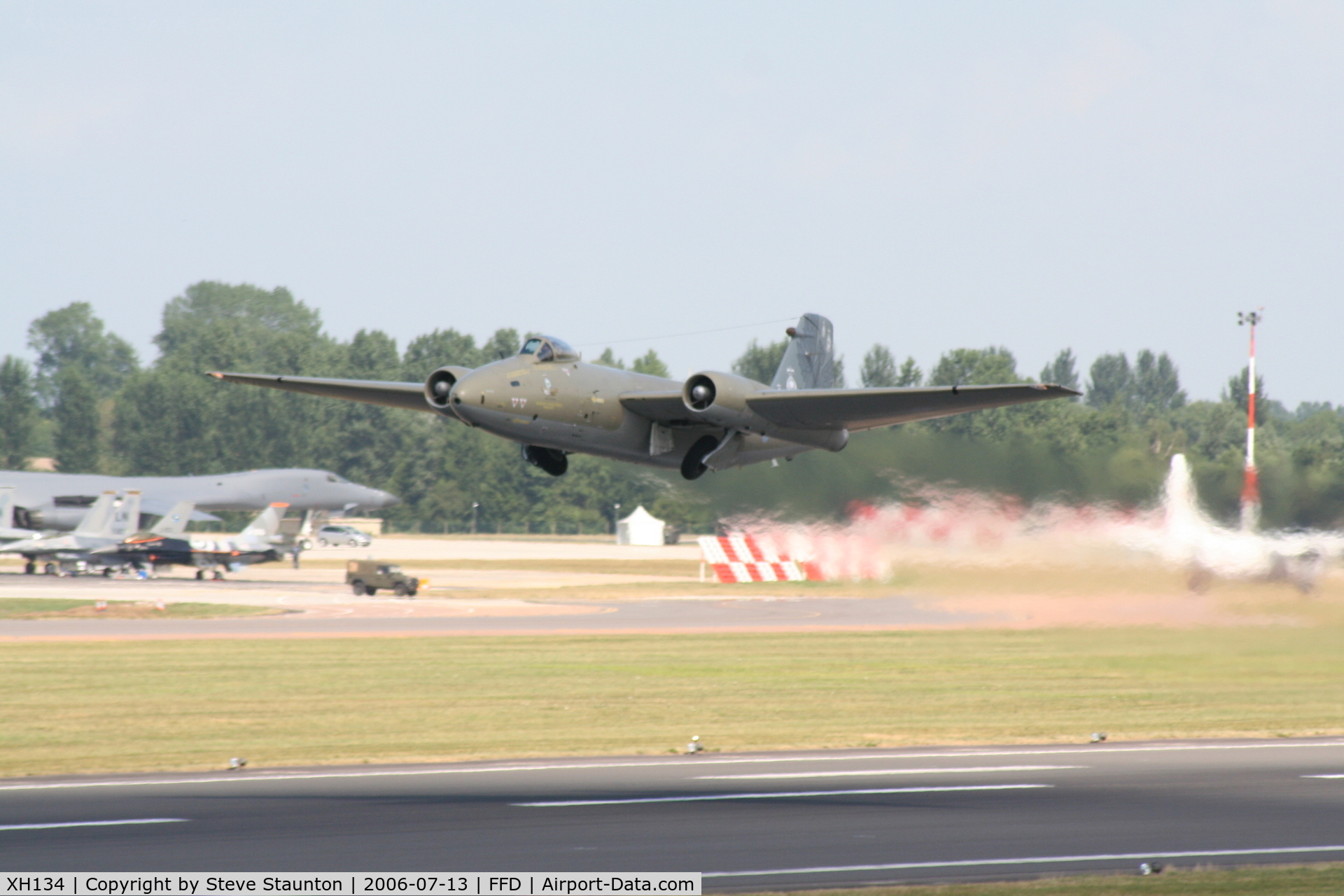 XH134, 1959 English Electric Canberra PR.9 C/N SH1724, Royal International Air Tattoo 2006