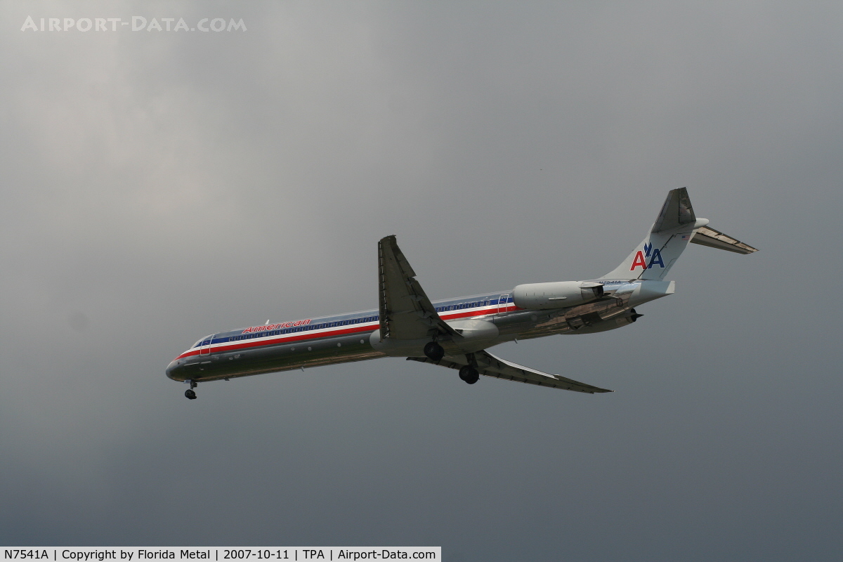 N7541A, 1990 McDonnell Douglas MD-82 (DC-9-82) C/N 49995, American