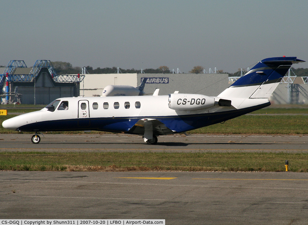 CS-DGQ, 2004 Cessna 525A CitationJet CJ2 C/N 525A-0200, Taxiing rwy 32R for departure